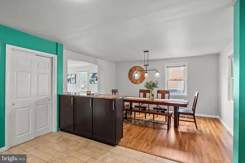 Entry Way - 6842 Queens Ferry Rd, Baltimore, MD 21239 photo 2 of 2