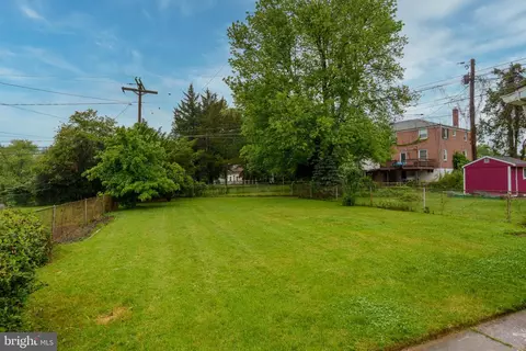 Exterior - 6842 Queens Ferry Rd, Baltimore, MD 21239 photo 6 of 7