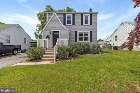 22 Elinor Ave, Nottingham, MD 21236