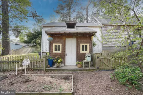 Exterior - 4943 Cedar Ave, Halethorpe, MD 21227 photo 5 of 9