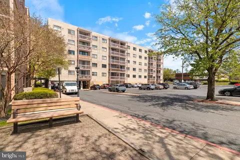 130 Slade Ave #319, Pikesville, MD 21208