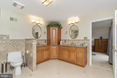 Bath - 4116 Mount Carmel Rd, Upperco, MD 21155 photo 1 of 4