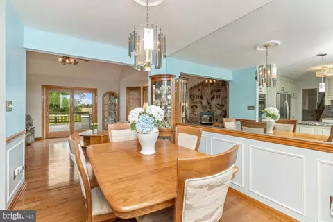 Dining - 4116 Mount Carmel Rd, Upperco, MD 21155 photo 3 of 5