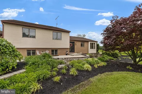 Exterior - 4116 Mount Carmel Rd, Upperco, MD 21155 photo 2 of 13