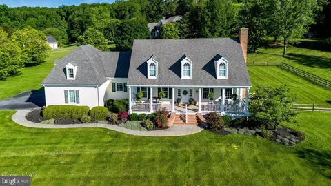 4024 Cloverland Dr, Phoenix, MD 21131