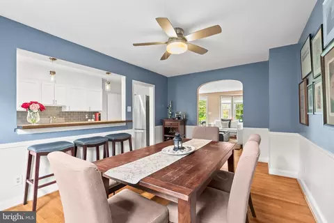 Dining - 424 Chumleigh Rd, Baltimore, MD 21212 photo 3 of 3
