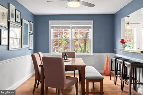 Dining - 424 Chumleigh Rd, Baltimore, MD 21212 photo 1 of 3