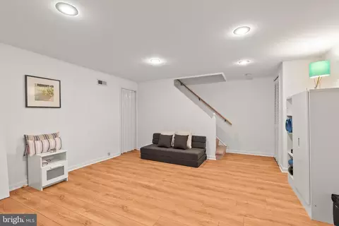 Living - 424 Chumleigh Rd, Baltimore, MD 21212 photo 1 of 2