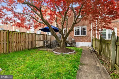 Exterior - 424 Chumleigh Rd, Baltimore, MD 21212 photo 5 of 5