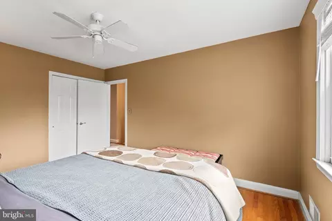 Bedroom - 424 Chumleigh Rd, Baltimore, MD 21212 photo 2 of 6