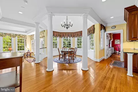Dining - 508 Hampton Ln, Towson, MD 21286 photo 4 of 6