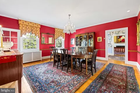 Dining - 508 Hampton Ln, Towson, MD 21286 photo 2 of 6