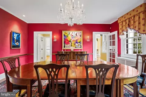 Dining - 508 Hampton Ln, Towson, MD 21286 photo 1 of 6