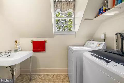 Other - 508 Hampton Ln, Towson, MD 21286 photo 6 of 9