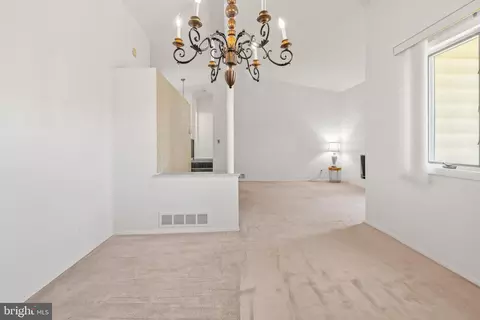 2411 Lightfoot Dr, Baltimore, MD 21209 photo 9