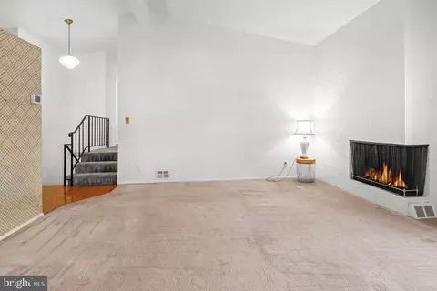 2411 Lightfoot Dr, Baltimore, MD 21209 photo 6