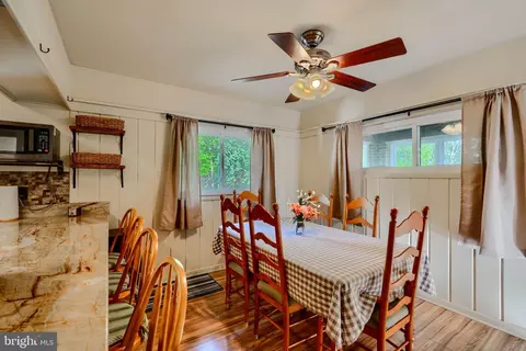 201 Wampler Rd, Middle River, MD 21220 photo 9