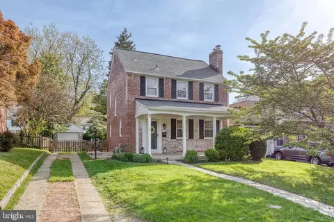 16 Tanglewood Rd, Catonsville, MD 21228