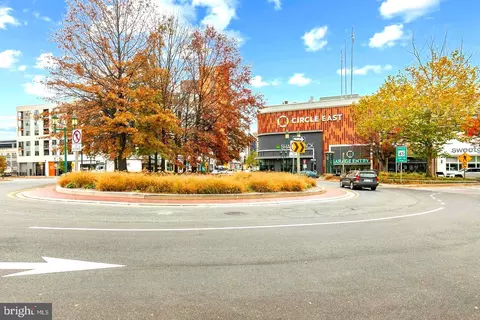 Exterior - 205 E Joppa Rd #1608, Towson, MD 21286 photo 6 of 8