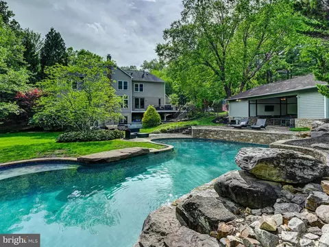 3011 Susanne Ct, Owings Mills, MD 21117