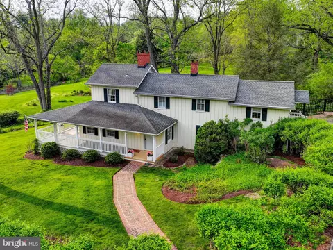 10536 Burnside Farm Rd, Owings Mills, MD 21117