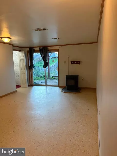 Living - 24 Hallview Ct, Nottingham, MD 21236 photo 3 of 3