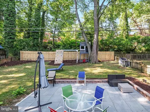 Exterior - 1119 Overbrook Rd, Baltimore, MD 21239 photo 15 of 23