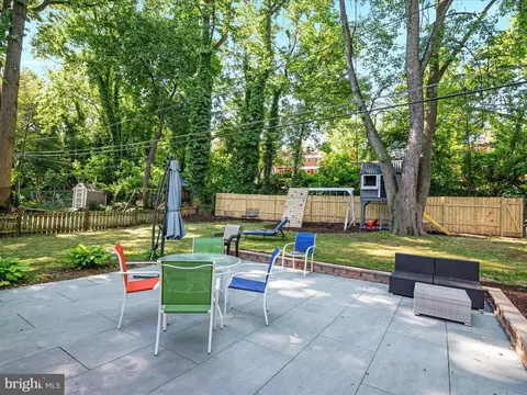 Exterior - 1119 Overbrook Rd, Baltimore, MD 21239 photo 16 of 23
