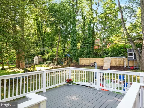 Exterior - 1119 Overbrook Rd, Baltimore, MD 21239 photo 13 of 23