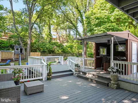 Exterior - 1119 Overbrook Rd, Baltimore, MD 21239 photo 6 of 23