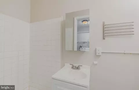 Bath - 3402 Cornwall, Dundalk, MD 21222 photo 1 of 1