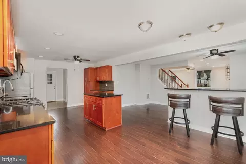 Entry Way - 3402 Cornwall, Dundalk, MD 21222 photo 6 of 11