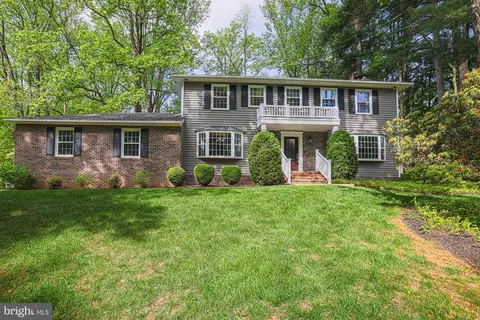 1516 Pinnacle Rd, Towson, MD 21286