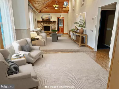 Living - 25 Kenmar Ave, Garrison, MD 21117 photo 3 of 5