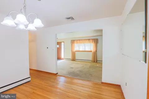 12816 Eastern Ave, Middle River, MD 21220 photo 8