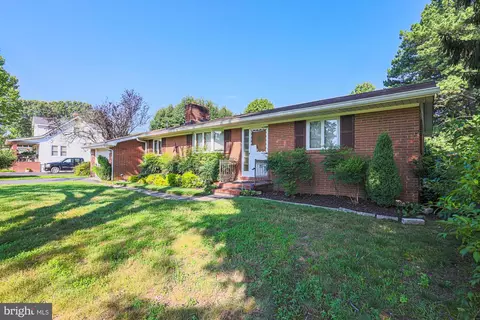 12816 Eastern Ave, Middle River, MD 21220 photo 3