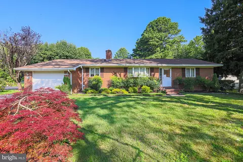 12816 Eastern Ave, Middle River, MD 21220