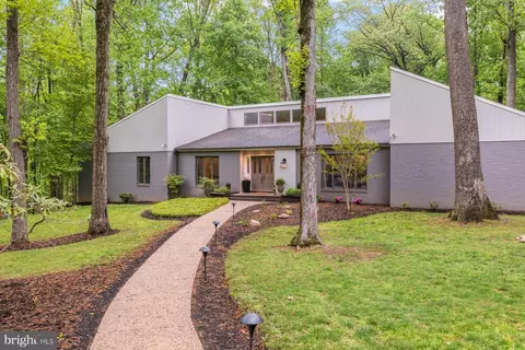 23 Wally Ct, Lutherville Timonium, MD 21093