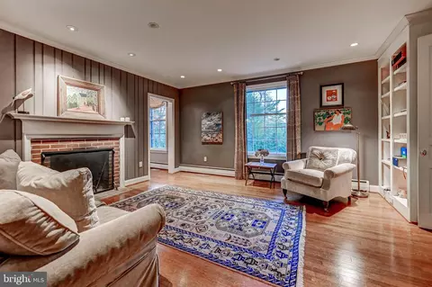 Living - 4028 Stewart Rd, Stevenson, MD 21153 photo 4 of 4
