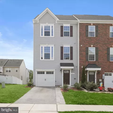 8 Gates Mill Ct, Baltimore, MD 21227