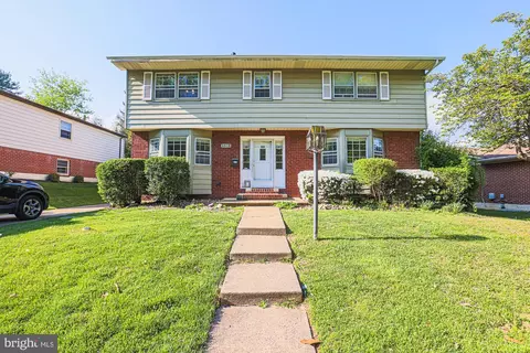 2518 Willow Glen Dr, Baltimore, MD 21209