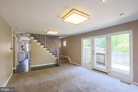 Living - 2518 Willow Glen Dr, Baltimore, MD 21209 photo 3 of 3