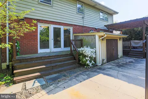 Exterior - 2518 Willow Glen Dr, Baltimore, MD 21209 photo 5 of 5