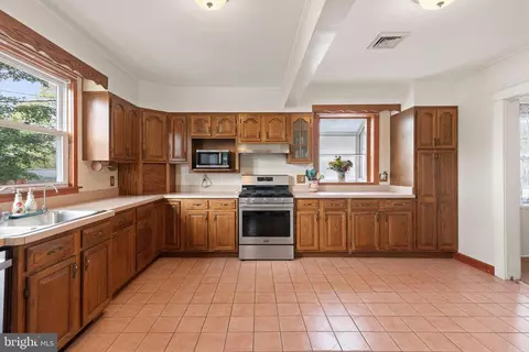 4705 Ridgeway Ave, Baltimore, MD 21206 photo 12