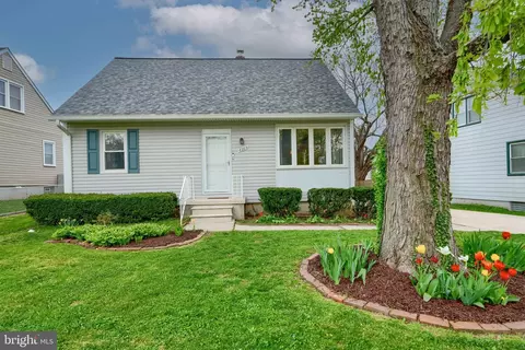 8203 Oakleigh Rd, Parkville, MD 21234