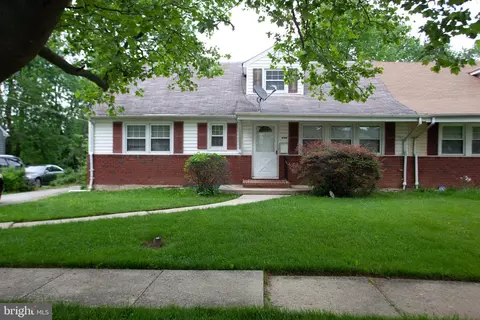 7208 Chamberlain Rd, Windsor Mill, MD 21244