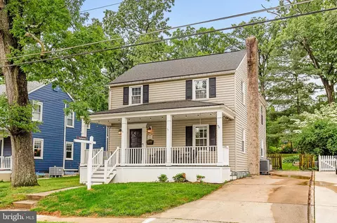 416 Locust Dr, Catonsville, MD 21228