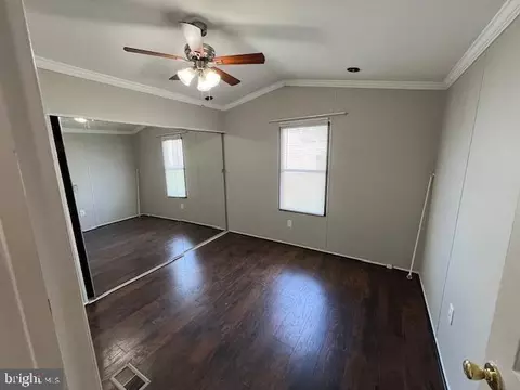 10025 Crane Ln, Middle River, MD 21220 photo 12