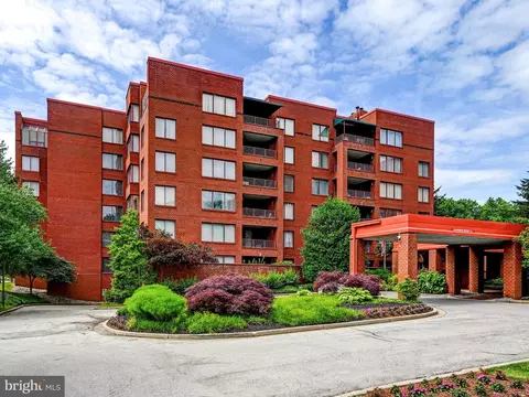 1 Gristmill Ct #103, Pikesville, MD 21208