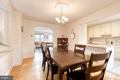 203 Stanmore Rd, Baltimore, MD 21212 photo 13